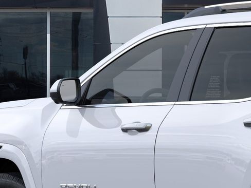 New 2026 GMC Terrain Denali AWD/4WD image 13