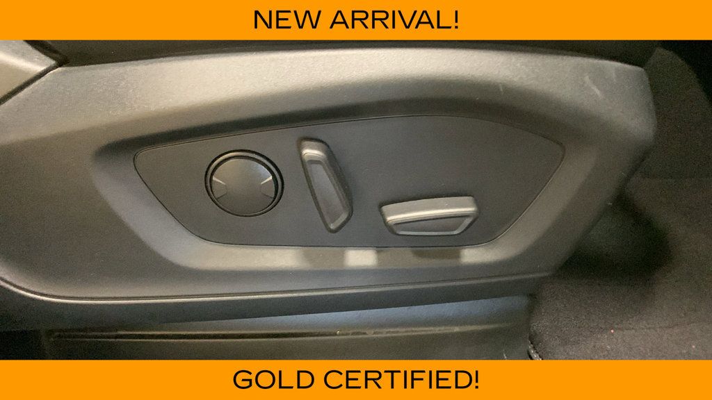 Used 2023 Ford Explorer XLT w/ Equipment Group 202A AWD/4WD image 12