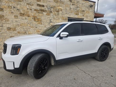 Used 2024 Kia Telluride SX X-Pro image 2