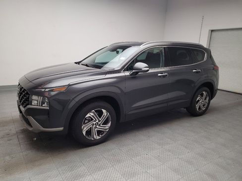 Used 2023 Hyundai Santa Fe SEL FWD image 2