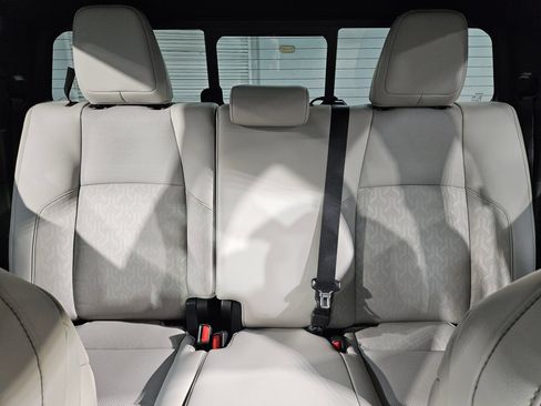 Certified 2025 Toyota Tacoma Limited AWD/4WD image 13