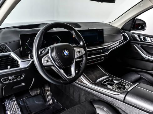 Used 2023 BMW X7 xDrive40i AWD/4WD image 17