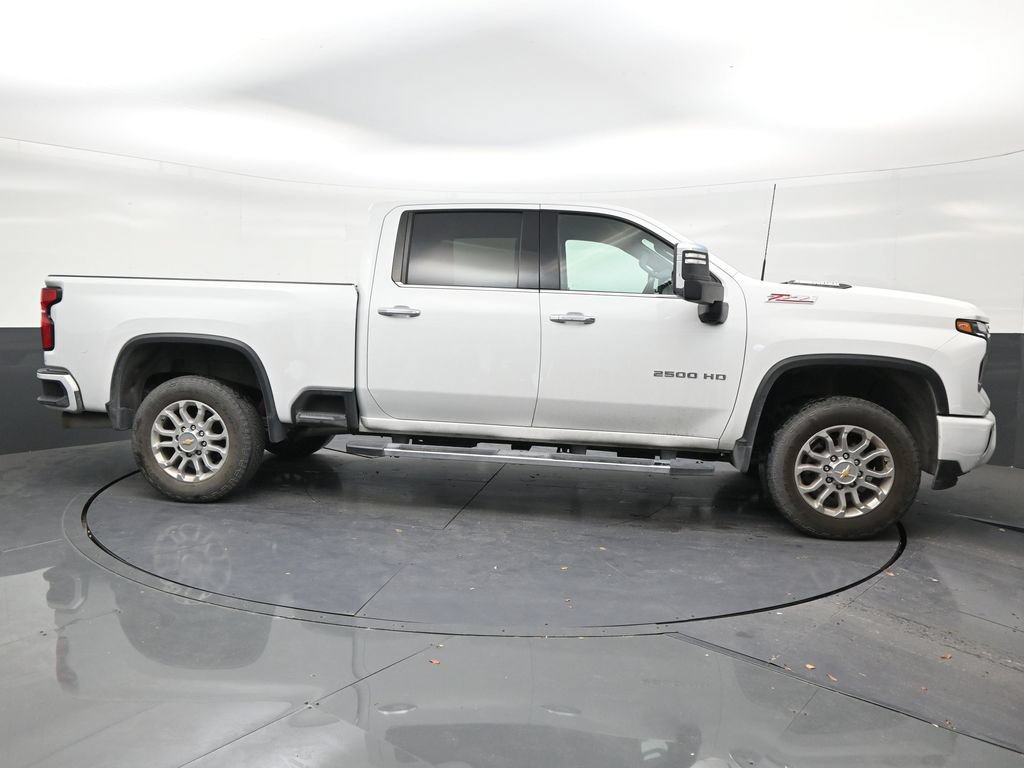 Used 2024 Chevrolet Silverado 2500 LTZ w/ LTZ Plus Package AWD/4WD image 6