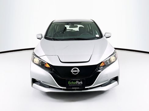 Used 2025 Nissan Leaf S image 2