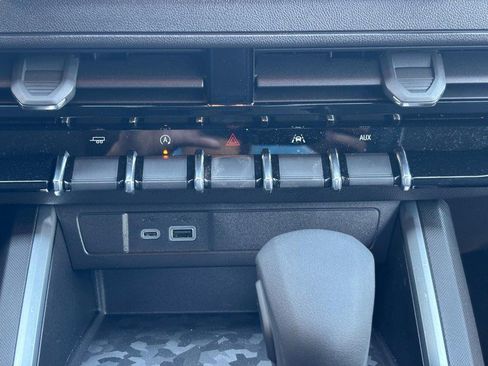 New 2026 Chevrolet Colorado W/T image 35