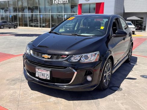 Used 2017 Chevrolet Sonic LT w/ RS Package FWD image 4