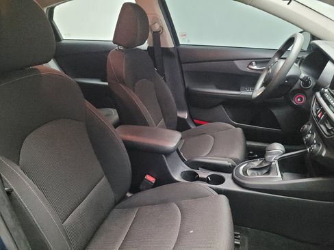 Used 2020 Kia Forte LXS FWD image 21