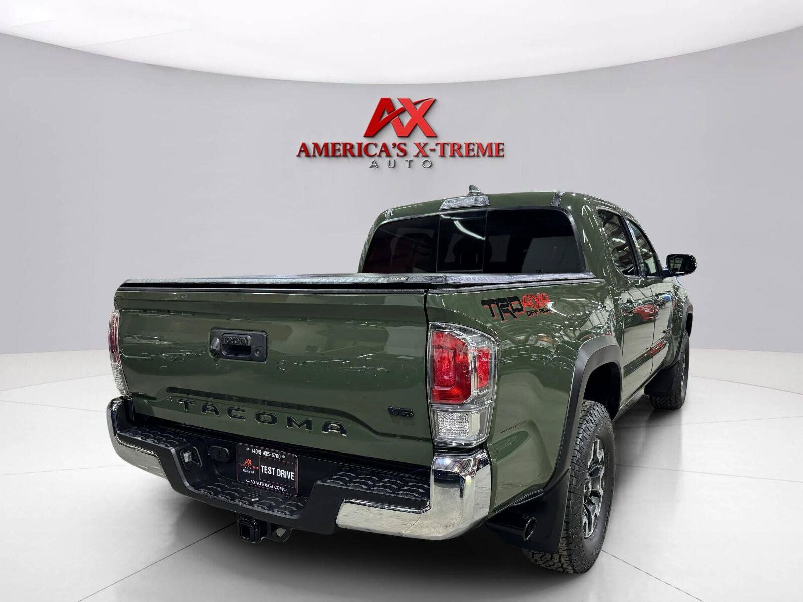Used 2022 Toyota Tacoma TRD Off-Road AWD/4WD image 7