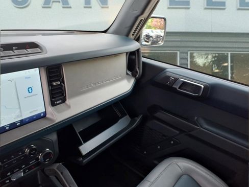 Used 2024 Ford Bronco Outer Banks AWD/4WD image 21
