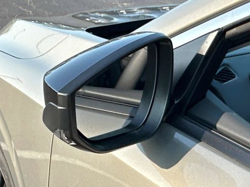 New 2026 Nissan Sentra SV w/ SV Convenience Package FWD image 10