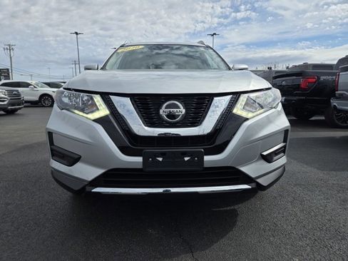 Used 2020 Nissan Rogue SV image 41