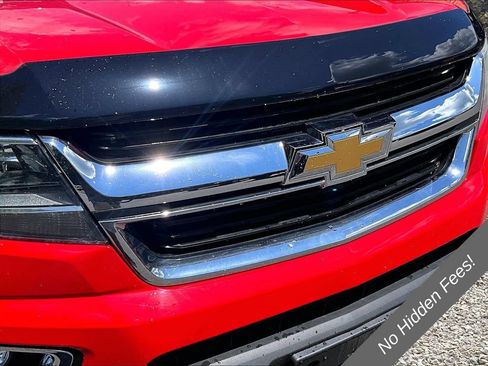 Used 2019 Chevrolet Colorado W/T w/ WT Convenience Package AWD/4WD image 24