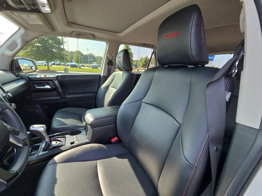 Used 2021 Toyota 4Runner TRD Off-Road Premium w/ Moonroof Package AWD/4WD image 27