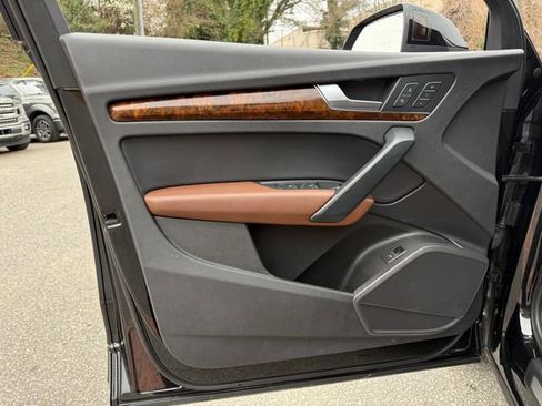 Used 2018 Audi Q5 2.0T Premium Plus w/ Premium Plus Package image 10