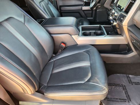Used 2022 Ford F350 Platinum w/ FX4 Off-Road Package image 14