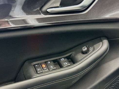 Used 2023 Jeep Grand Cherokee L Laredo image 15