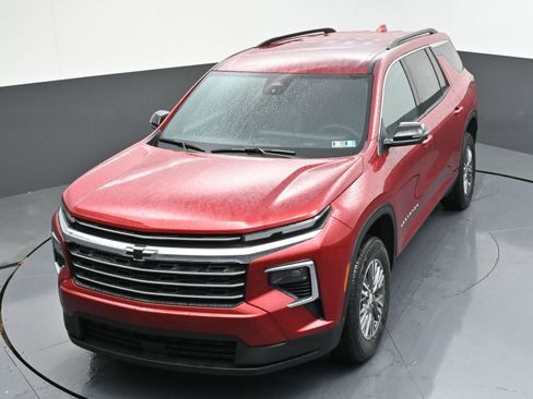 New 2026 Chevrolet Traverse LT FWD image 45