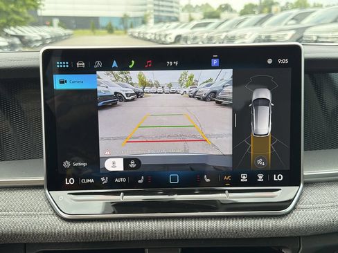 New 2025 Volkswagen Tiguan S FWD image 27