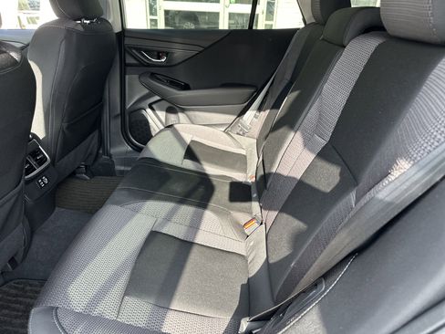 Used 2025 Subaru Outback Premium image 12