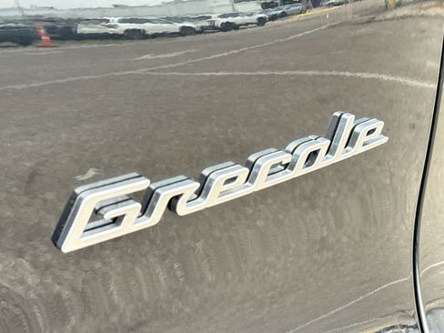 New 2025 Maserati Grecale Modena image 11