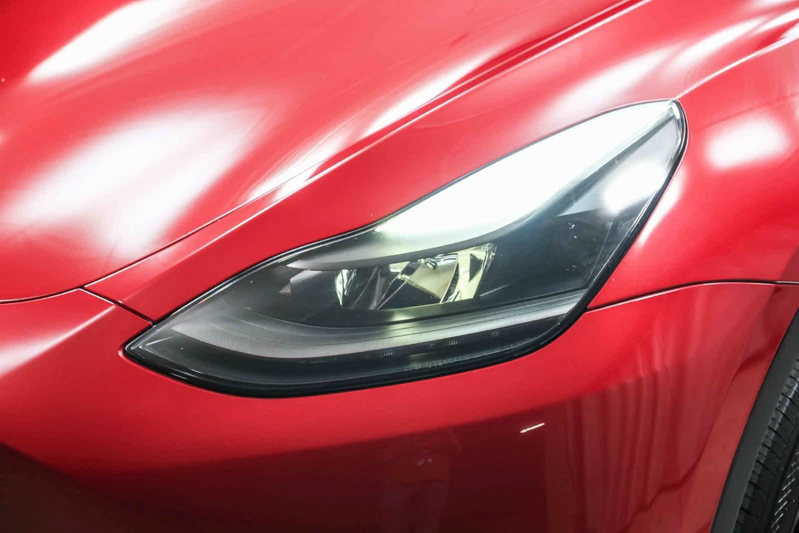 Used 2023 Tesla Model Y Long Range AWD/4WD image 12