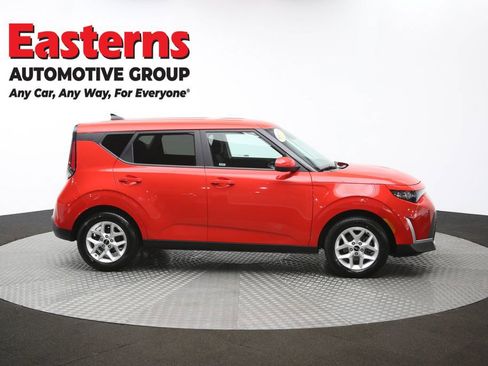 Used 2023 Kia Soul LX w/ Option Group 015 FWD image 45