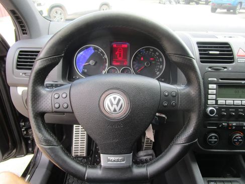 Used 2007 Volkswagen GTI 4-Door FWD image 13