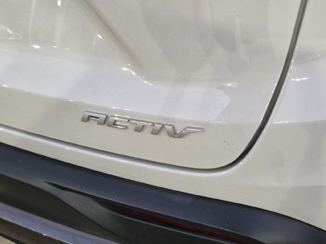 Used 2026 Chevrolet Trax ACTIV FWD image 10