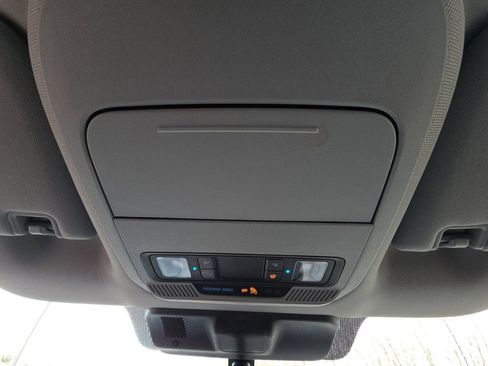 Used 2022 Ford F150 XLT image 25