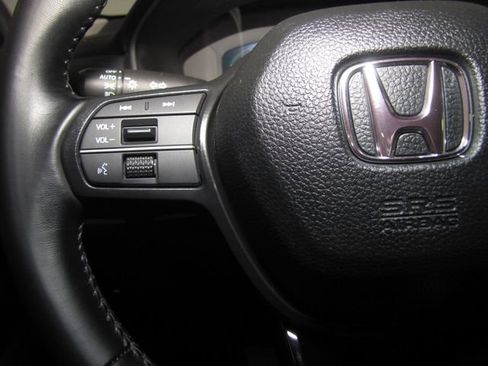 Certified 2024 Honda Accord EX-L image 5