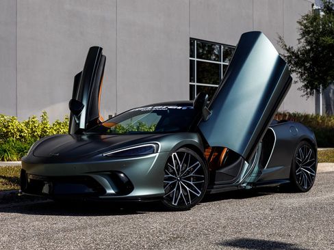 Used 2025 McLaren GTS RWD image 16