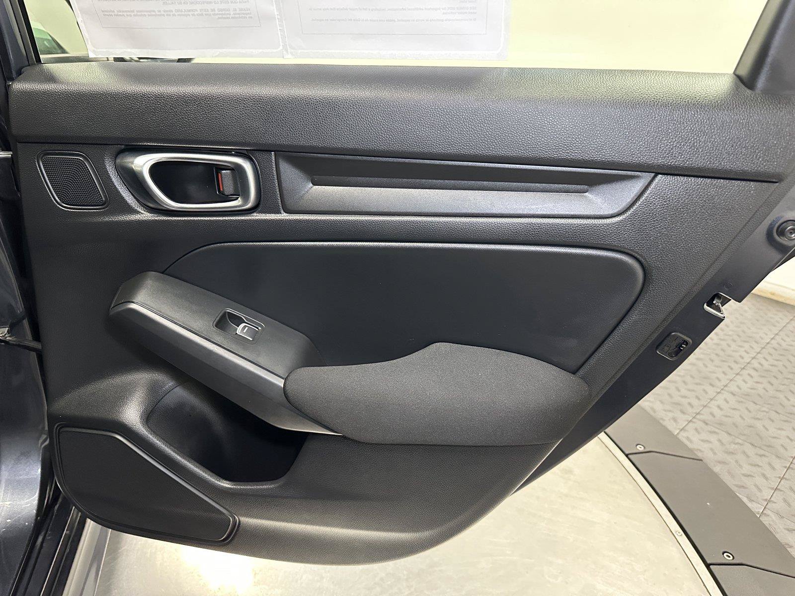 Used 2022 Honda Civic EX image 33