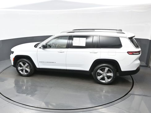Used 2021 Jeep Grand Cherokee L Limited image 34