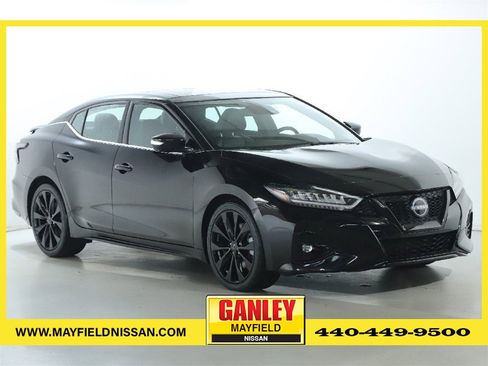 Certified 2023 Nissan Maxima SR w/ Sport Mat Group image 1