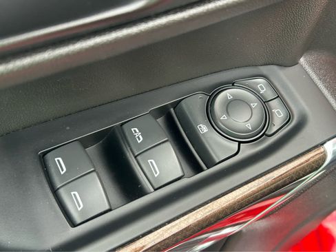 Used 2022 Chevrolet Silverado 1500 LT w/ Bed Protection Package image 17