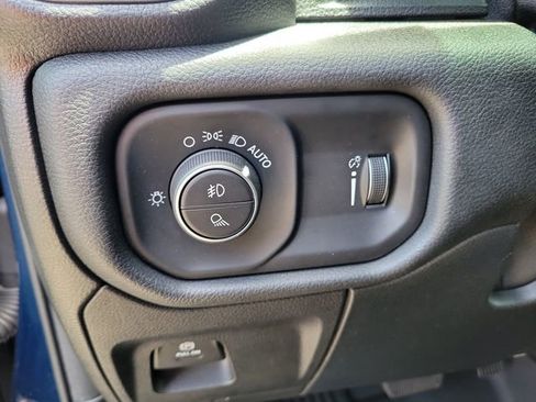 Used 2021 RAM 1500 Big Horn w/ Level 1 Safety Group RWD image 22