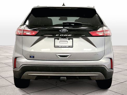 Used 2022 Ford Edge SEL w/ Convenience Package image 4