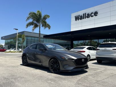 New 2025 MAZDA MAZDA3 Hatchback w/Premium Plus Pkg