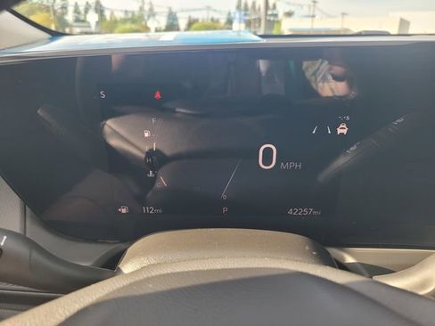 Used 2024 Buick Encore GX Sport Touring image 29