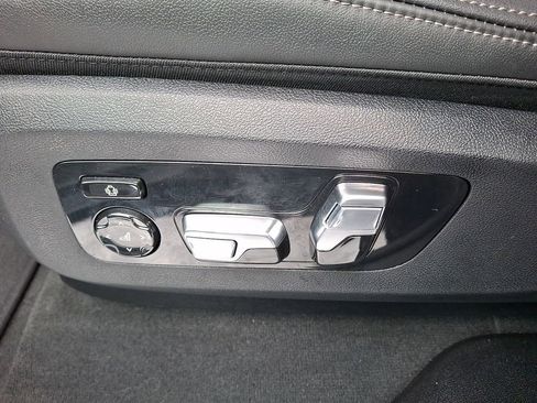 Used 2025 BMW X6 M60i image 5