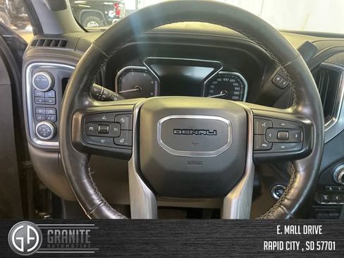Used 2020 GMC Sierra 2500 Denali w/ Denali Ultimate Package AWD/4WD image 17