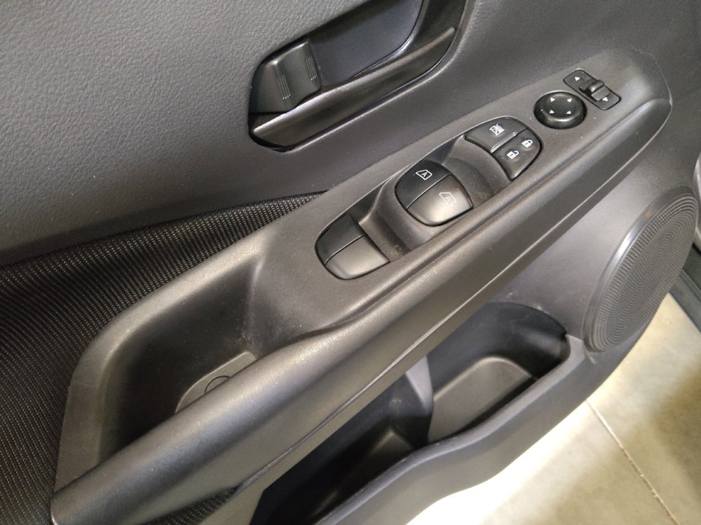 Used 2024 Nissan Kicks S FWD image 27