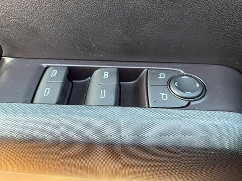 Used 2024 Chevrolet Colorado LT w/ LT Convenience Package II image 14