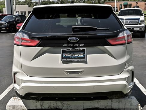 Certified 2023 Ford Edge ST-Line AWD/4WD image 9