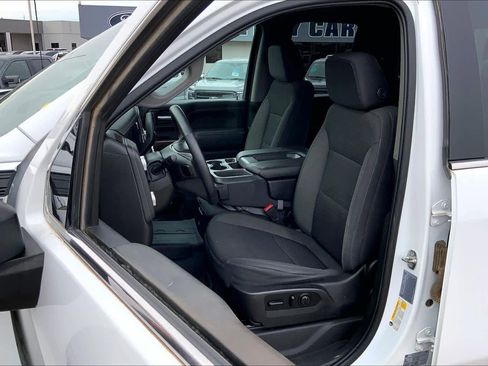 Used 2022 GMC Sierra 3500 SLE w/ SLE Convenience Package image 7