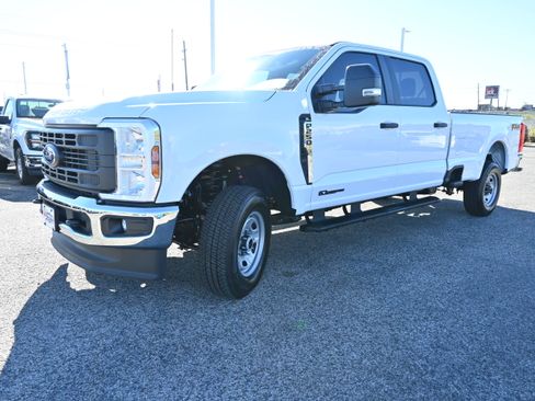 New 2026 Ford F250 XL w/ XL Driver Assist Package image 7