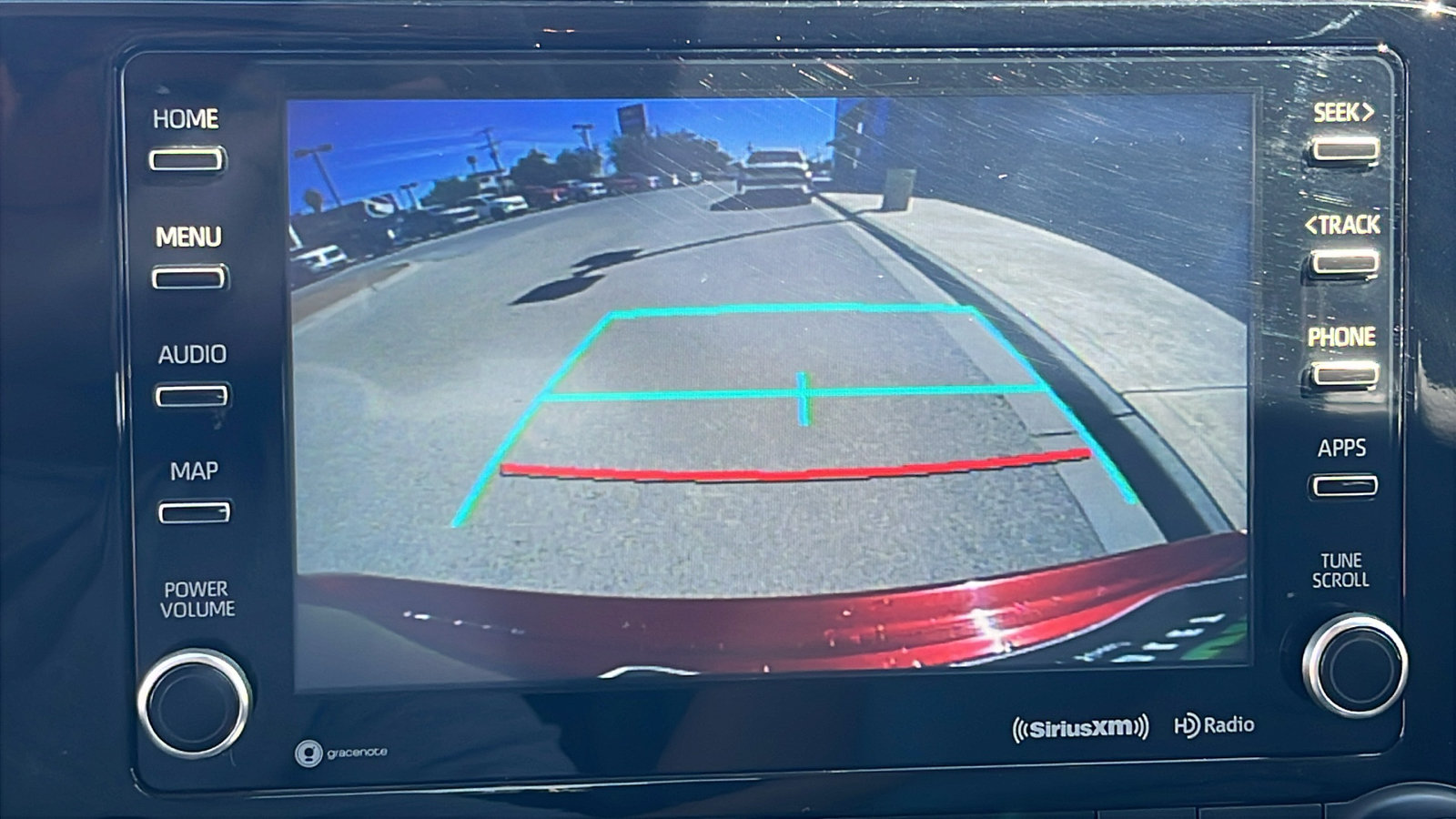 Used 2022 Toyota Highlander XLE FWD image 22