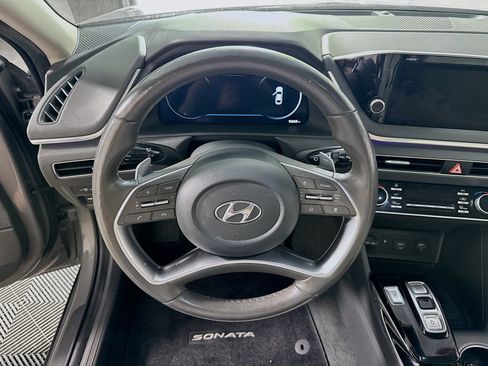 Used 2022 Hyundai Sonata Limited FWD image 17
