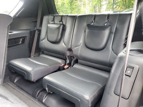 Used 2023 Lexus GX 460 Luxury w/ Accessory Package AWD/4WD image 13