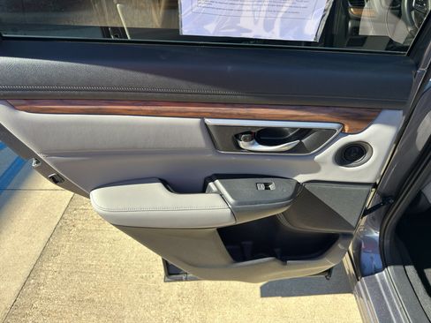 Used 2020 Honda CR-V Touring image 15